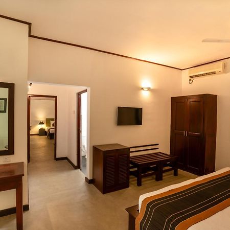 Hotel Kassapa Lions Rock Sigiriya Exterior foto