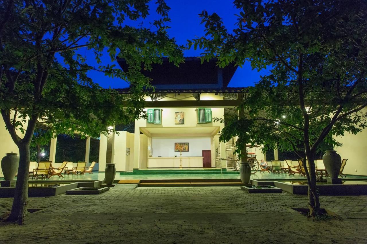 Hotel Kassapa Lions Rock Sigiriya Exterior foto